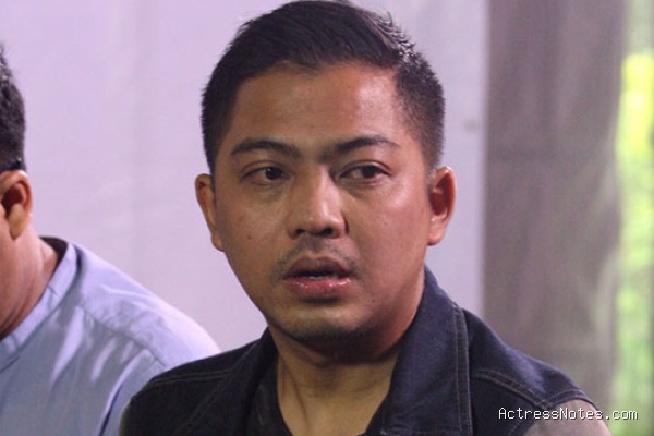 Biodata Ade Govinda: Agama, Keluarga, Pacar, Fakta dan Karir