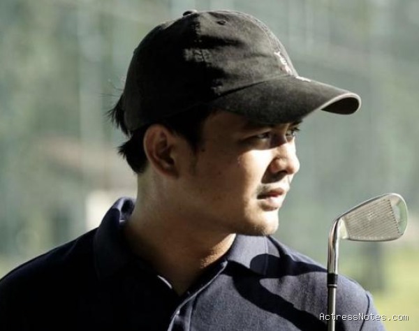 Adhi Sastro: Biodata Lengkap, Agama, Keluarga, Pacar, Karir