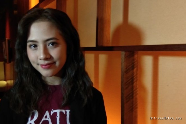 Biodata Adhisty Zara: Agama, Keluarga, Pacar, Fakta dan Karir