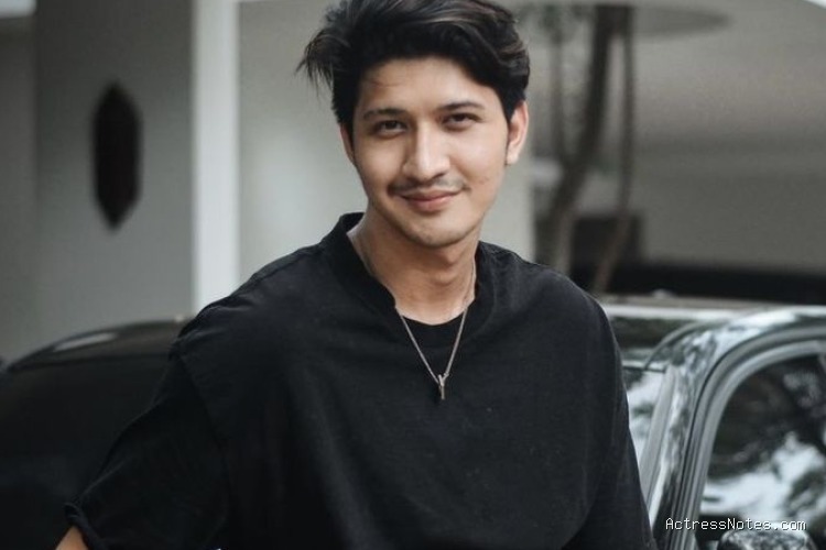 Biodata Aditya Zoni: Agama, Keluarga, Pacar, Fakta dan Karir