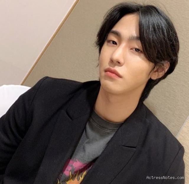 Biodata Ahn Hyo Seop: Agama, Keluarga, Pacar, Fakta dan Karir