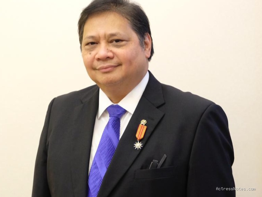 Biodata Airlangga Hartarto: Agama, Keluarga, Pasangan, Fakta dan Karir