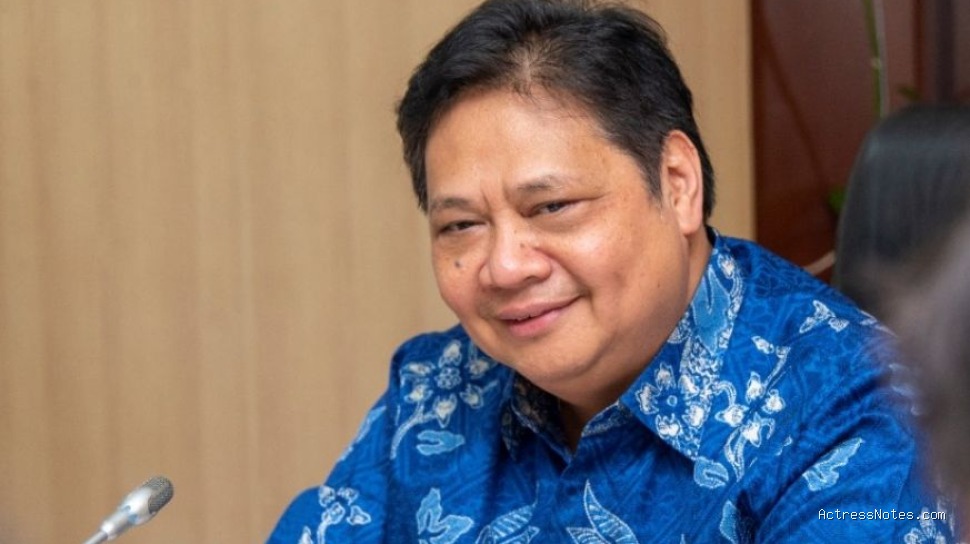 Biodata Airlangga Hartarto: Agama, Keluarga, Pasangan, Fakta dan Karir