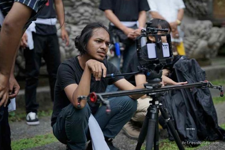 Biodata Alffy Rev: Agama, Keluarga, Pacar, Fakta dan Karir
