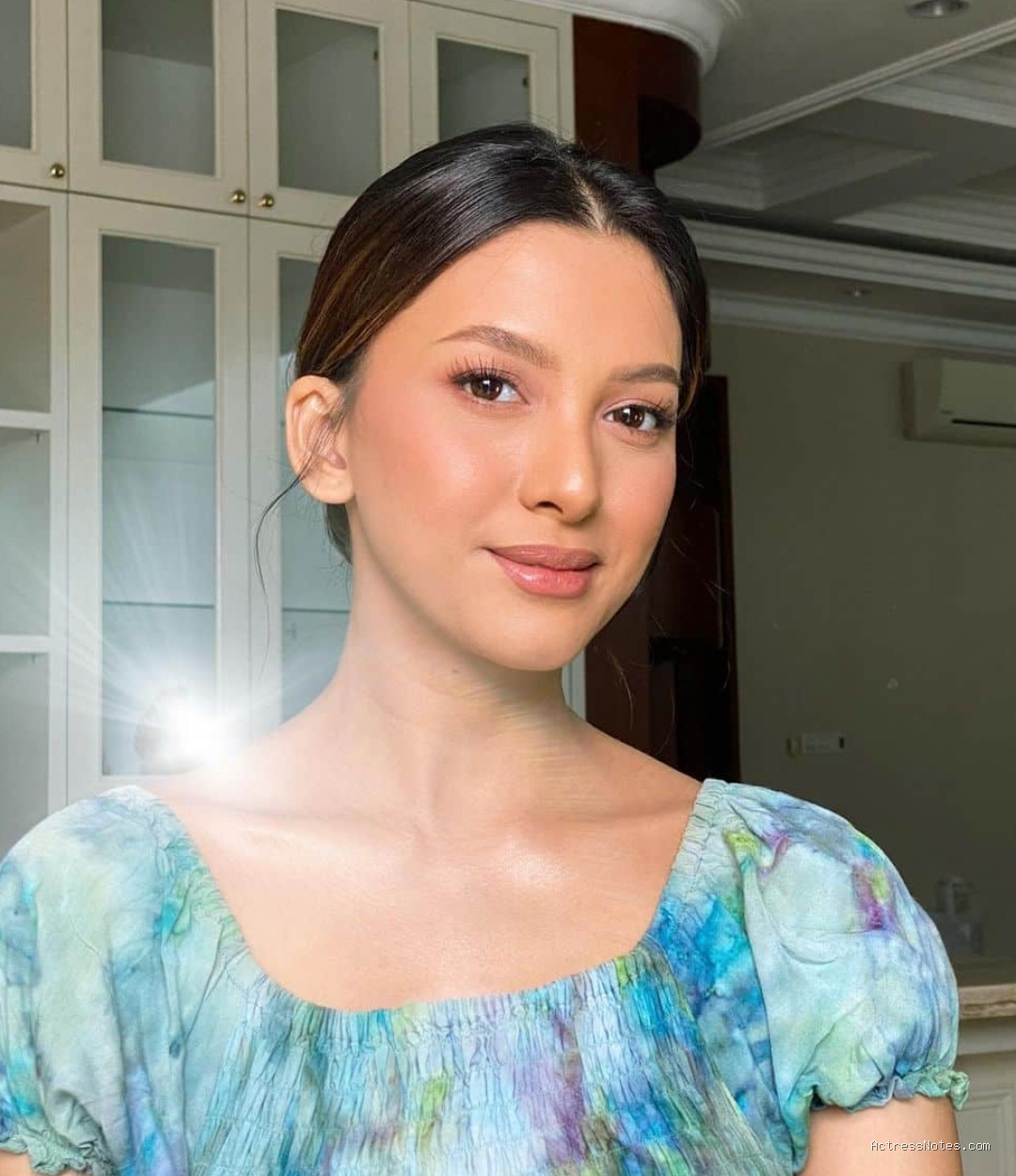 Biodata Alisia Rininta: Agama, Keluarga, Pacar, Fakta dan Karir