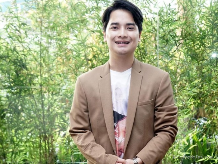 Biodata Alvin Faiz: Agama, Keluarga, Pacar, Fakta dan Karir