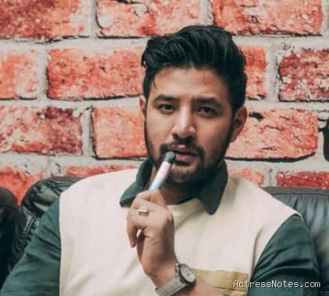 Biodata Ammar Zoni: Agama, Keluarga, Pacar, Fakta dan Karir
