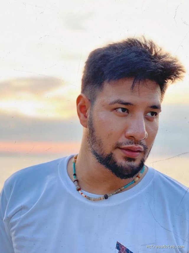 Biodata Ammar Zoni: Agama, Keluarga, Pacar, Fakta dan Karir
