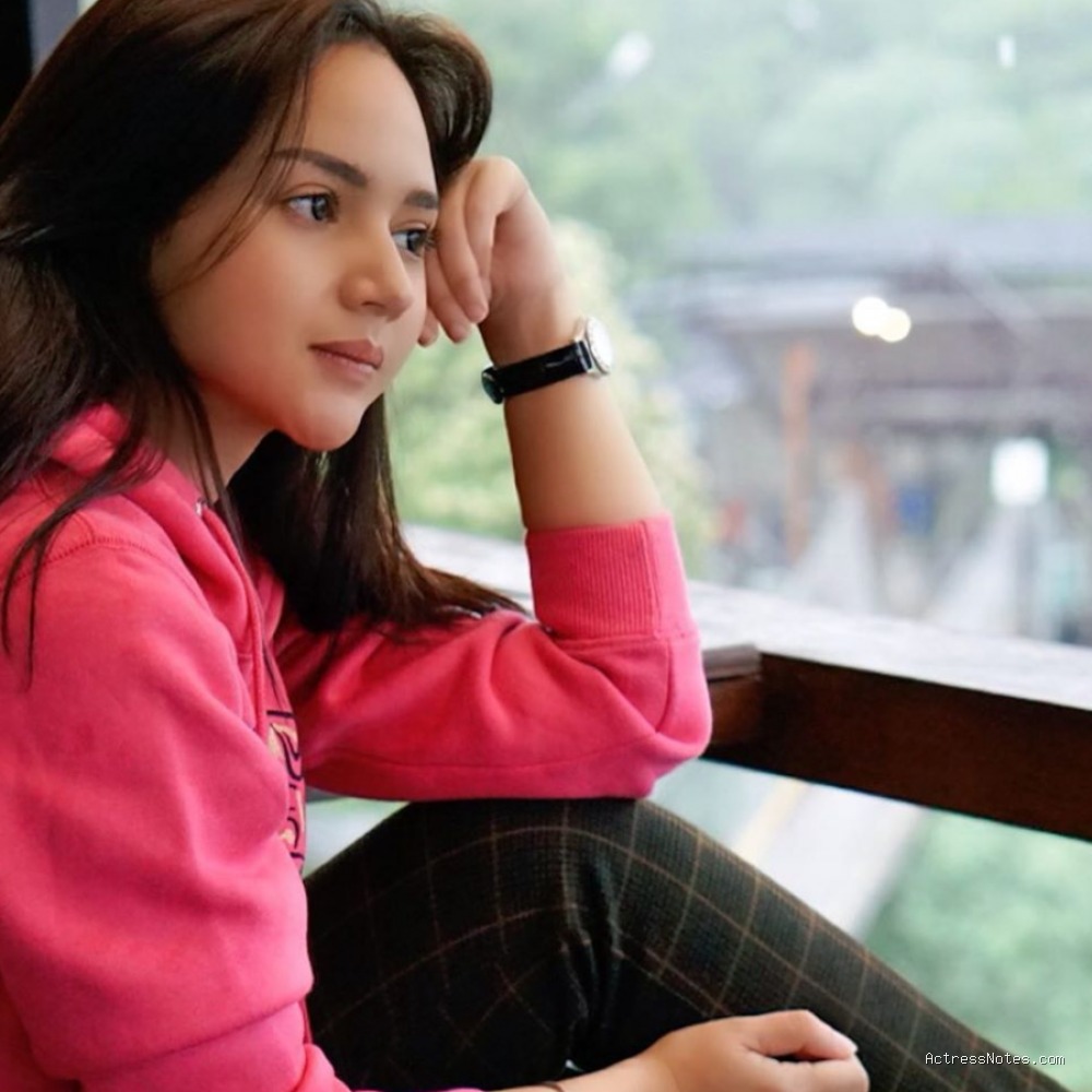 Biodata Angelica Simperler: Agama, Keluarga, Pacar, Fakta dan Karir