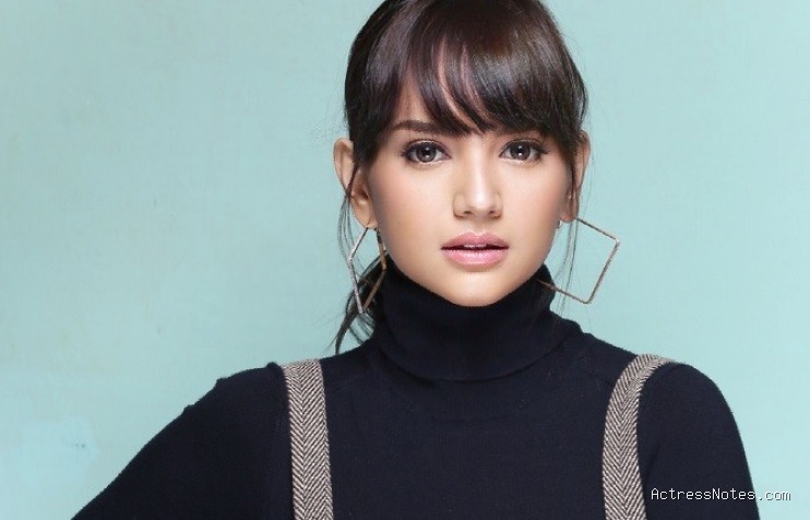 Biodata Angelica Simperler: Agama, Keluarga, Pacar, Fakta dan Karir
