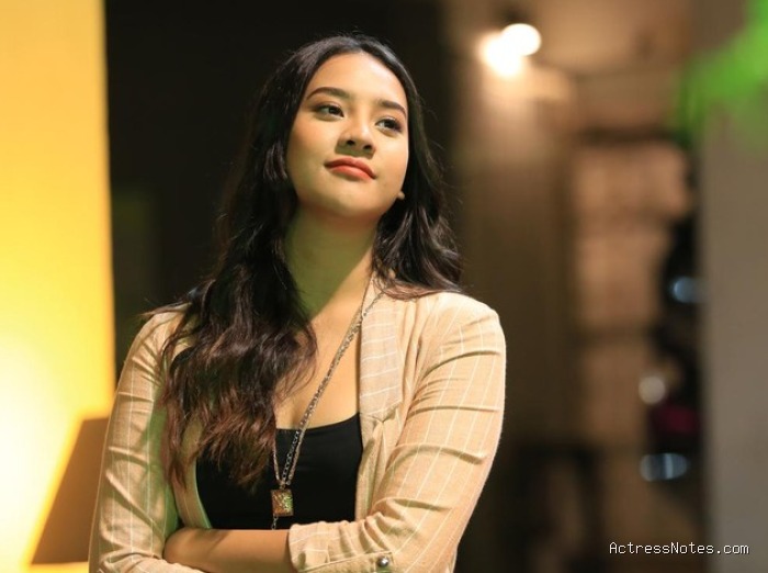Biodata Anya Geraldine: Agama, Keluarga, Pacar, Fakta dan Karir