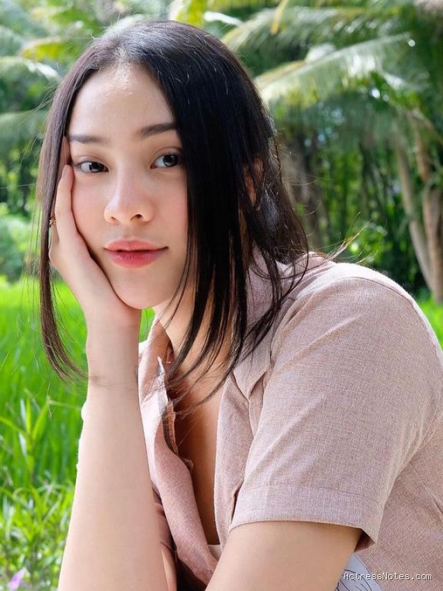 Biodata Anya Geraldine: Agama, Keluarga, Pacar, Fakta dan Karir