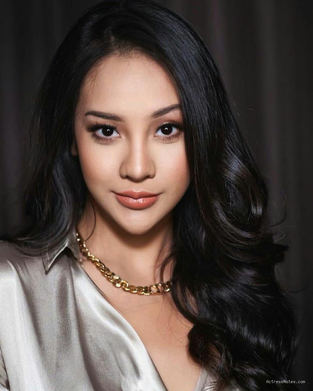 Biodata Anya Geraldine: Agama, Keluarga, Pacar, Fakta dan Karir
