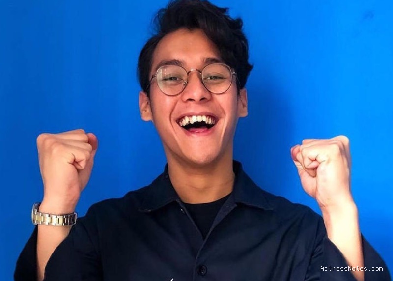 Biodata Ardhito Pramono: Agama, Keluarga, Pacar, Fakta dan Karir