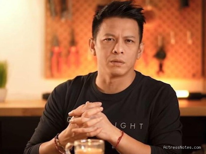 Ariel Noah: Biodata, Agama, Keluarga, Pacar, Karir