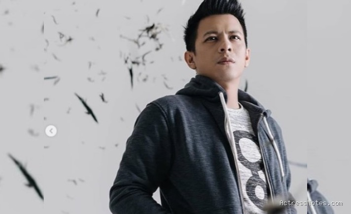 Biodata Ariel Noah: Agama, Keluarga, Pacar, Fakta dan Karir