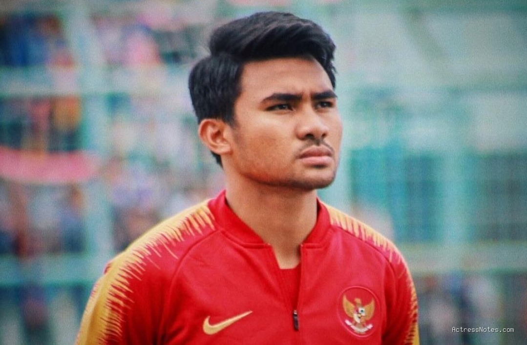 Biodata Asnawi Mangkualam: Agama, Keluarga, Pacar, Fakta dan Karir