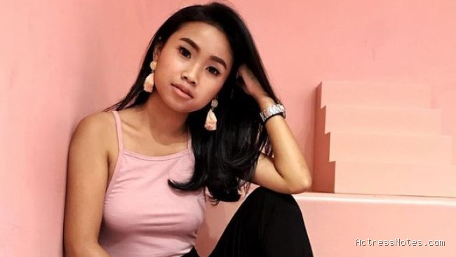 Biodata Ayya Renita: Agama, Keluarga, Pacar, dan Perjalanan Karir