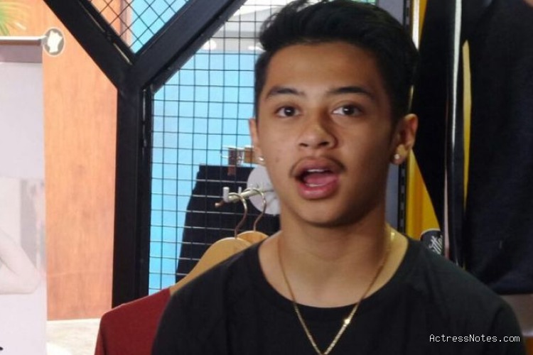 Biodata Bastian Steel: Agama, Keluarga, Pacar, dan Perjalanan Karir