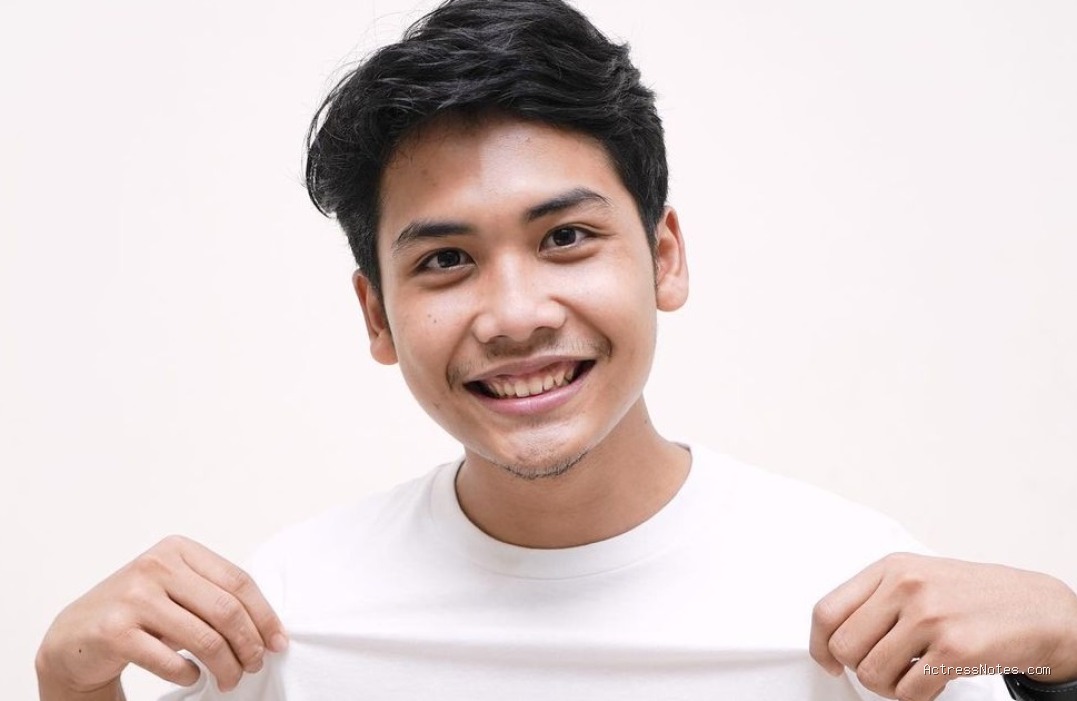 Biodata Bintang Emon: Agama, Keluarga, Pacar, Fakta dan Karir