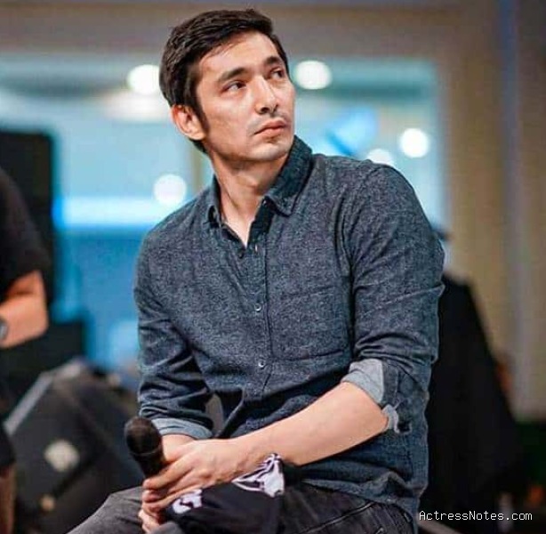 Biodata Abimana Aryasatya: Agama, Keluarga, Pacar, Fakta dan Karir