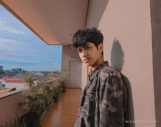 Biodata Abun Sungkar: Agama, Keluarga, Pacar, Fakta dan Karir