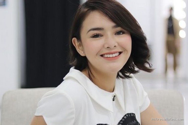 Biodata Amanda Manopo: Agama, Keluarga, Pacar, Fakta dan Karir