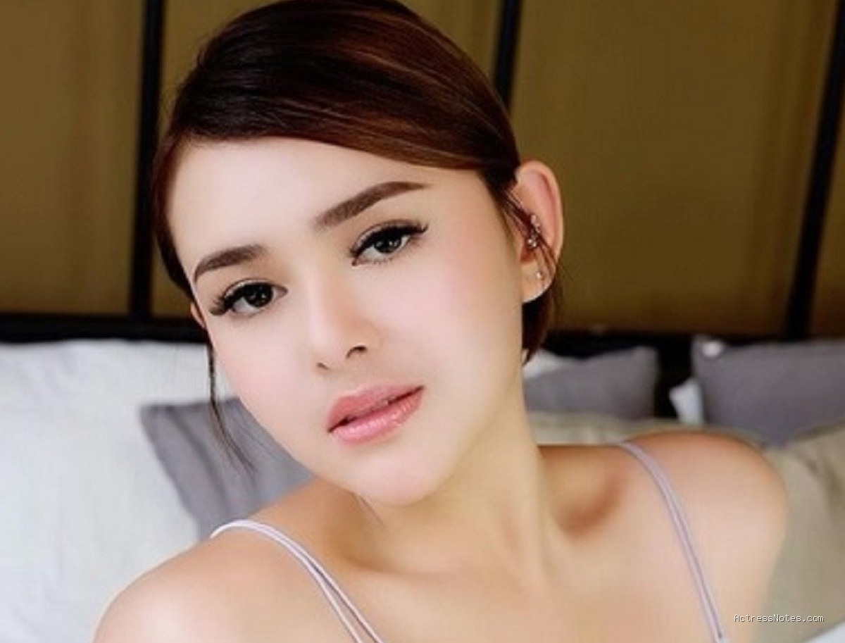 Biodata Amanda Manopo: Agama, Keluarga, Pacar, Fakta dan Karir