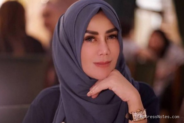 Biodata Amy Qanita: Agama, Keluarga, Pacar, Fakta dan Karir