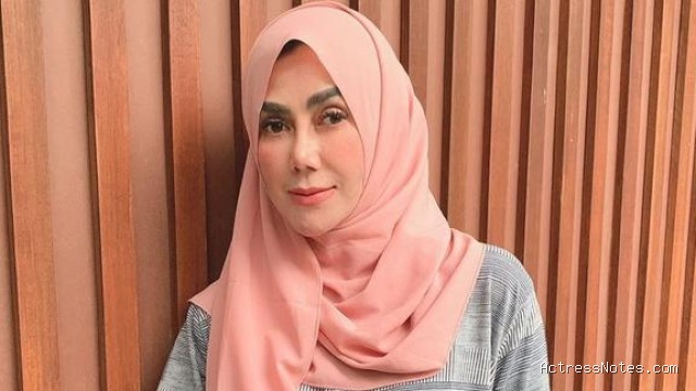 Biodata Amy Qanita: Agama, Keluarga, Pacar, Fakta dan Karir
