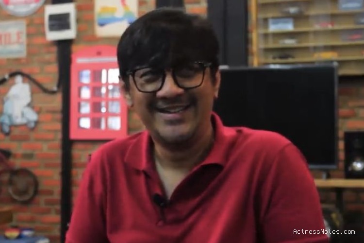 Biodata Andre Taulany: Agama, Keluarga, Pacar, Fakta dan Karir