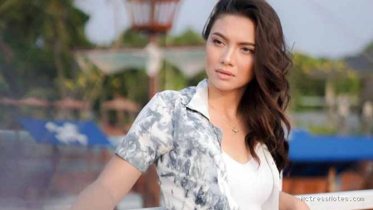Biodata Angela Gilsha: Agama, Keluarga, Pacar, Fakta dan Karir