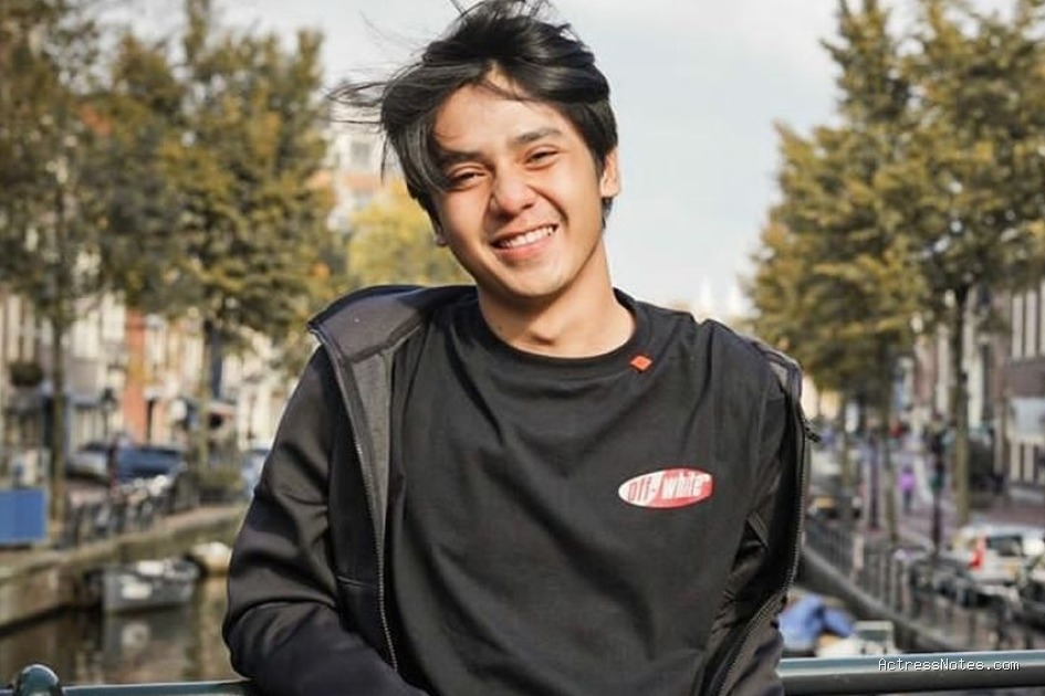 Biodata Arbani Yasiz: Agama, Keluarga, Pacar, Fakta dan Karir