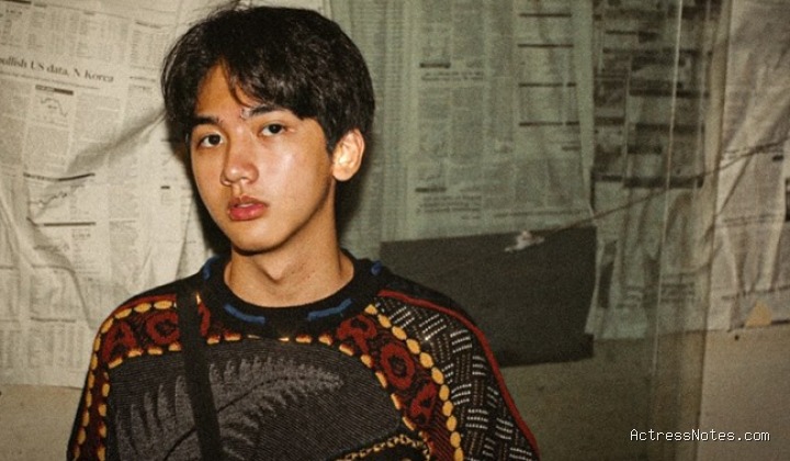 Biodata Ari Irham: Agama, Keluarga, Pacar, Fakta dan Karir