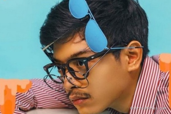 Biodata Aulion: Agama, Keluarga, Pacar, Fakta dan Karir