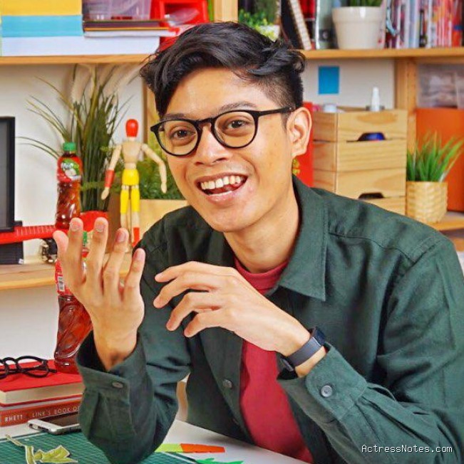 Biodata Aulion: Agama, Keluarga, Pacar, Fakta & Karir
