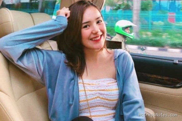 Biodata Beby Tsabina: Agama, Keluarga, Pacar, dan Perjalanan Karir