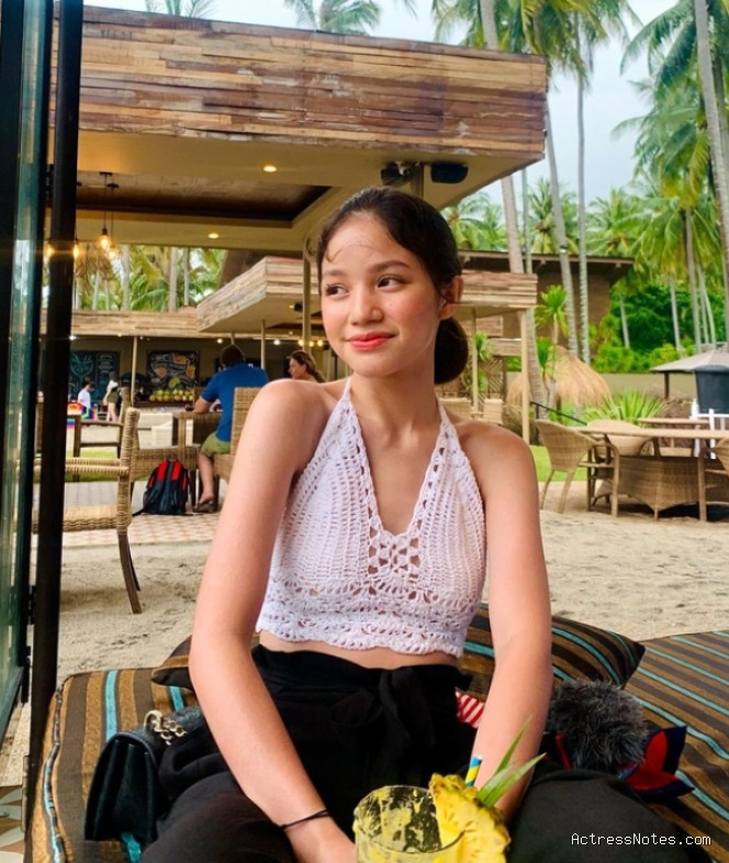 Biodata Bella Graceva: Agama, Keluarga, Pacar, Fakta dan Karir