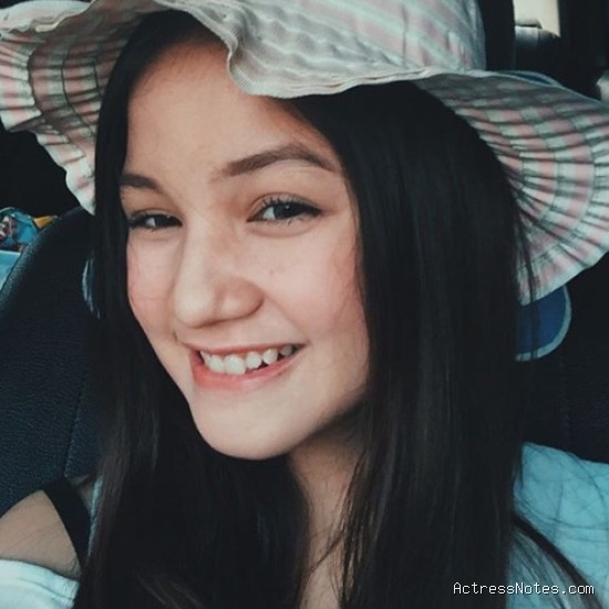 Biodata Bella Graceva: Agama, Keluarga, Pacar, Fakta dan Karir