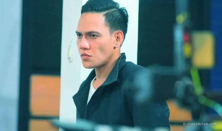 Biodata Binyo Rombot: Agama, Keluarga, Pacar, Fakta dan Karir