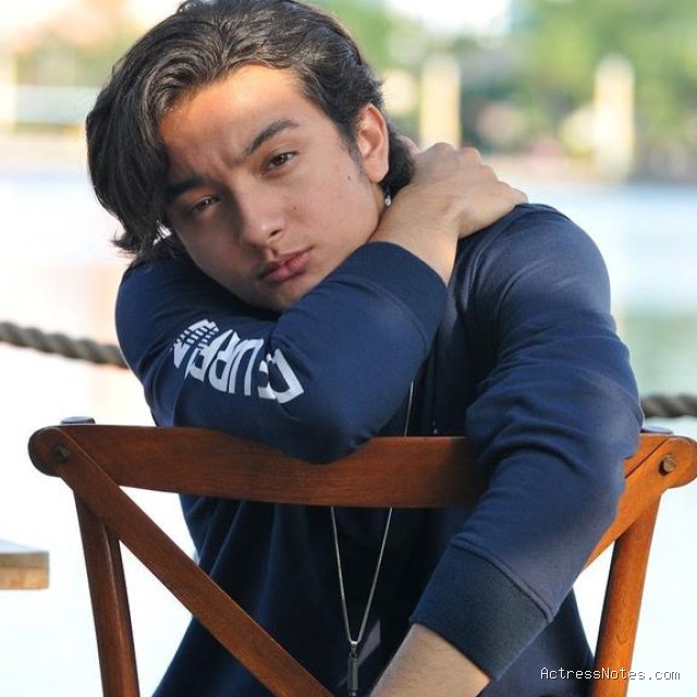 Biodata Bryan Domani: Agama, Keluarga, Pacar, Karir