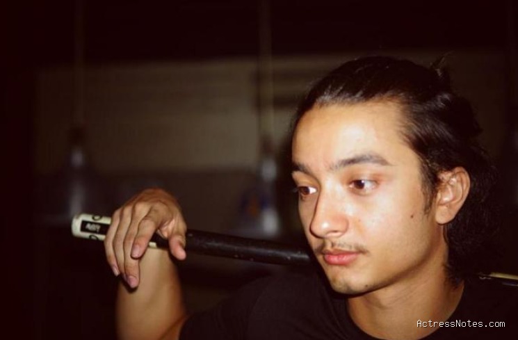 Biodata Bryan Domani: Agama, Keluarga, Pacar, Fakta dan Karir