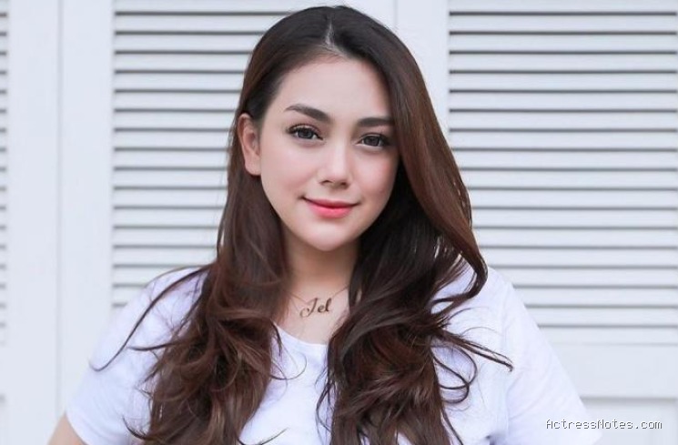 Biodata Celine Evangelista: Agama, Keluarga, Pacar, dan Perjalanan Karir