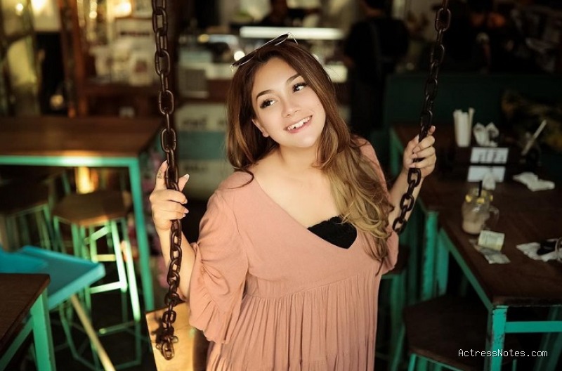 Biodata Celine Evangelista: Agama, Keluarga, Pacar, Karir