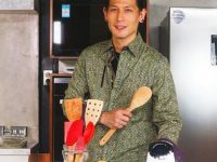 Biodata Chef Juna: Agama, Keluarga, Pacar, Karir & Fakta