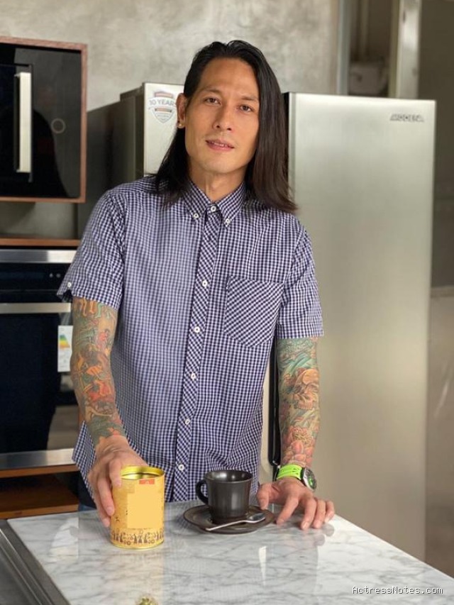 Biodata Chef Juna: Agama, Keluarga, Pacar, Fakta dan Karir Biodata Chef Juna: Agama, Keluarga, Pacar, Fakta dan Karir