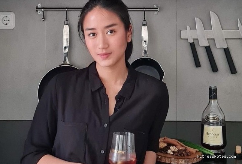 Biodata Chef Renatta: Agama, Keluarga, Pacar, Karir Lengkap