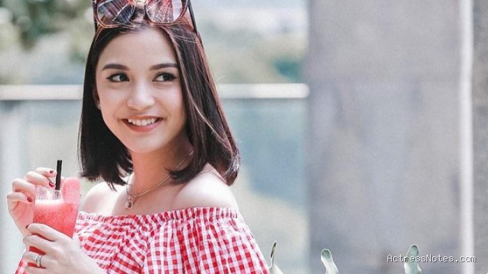 Biodata Chelsea Olivia : Agama, Keluarga, Pacar, Fakta dan Karir