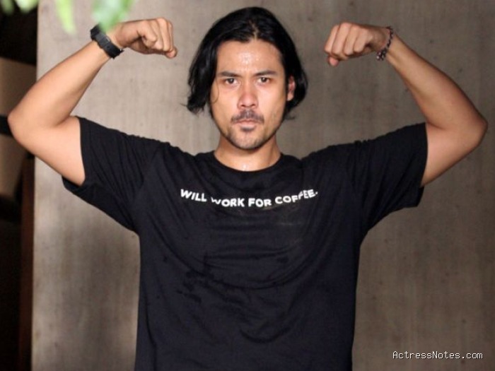 Biodata Chicco Jerikho: Agama, Keluarga, Pacar, Fakta dan Karir