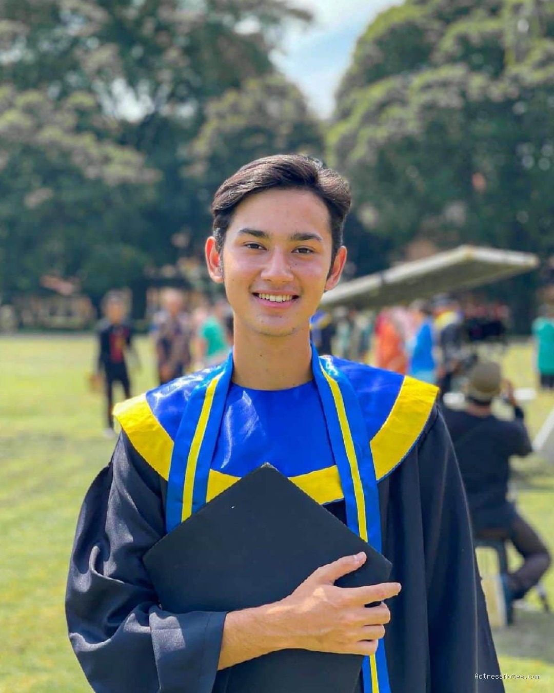 Biodata Clay Gribble: Agama, Keluarga, Pacar, Fakta dan Karir